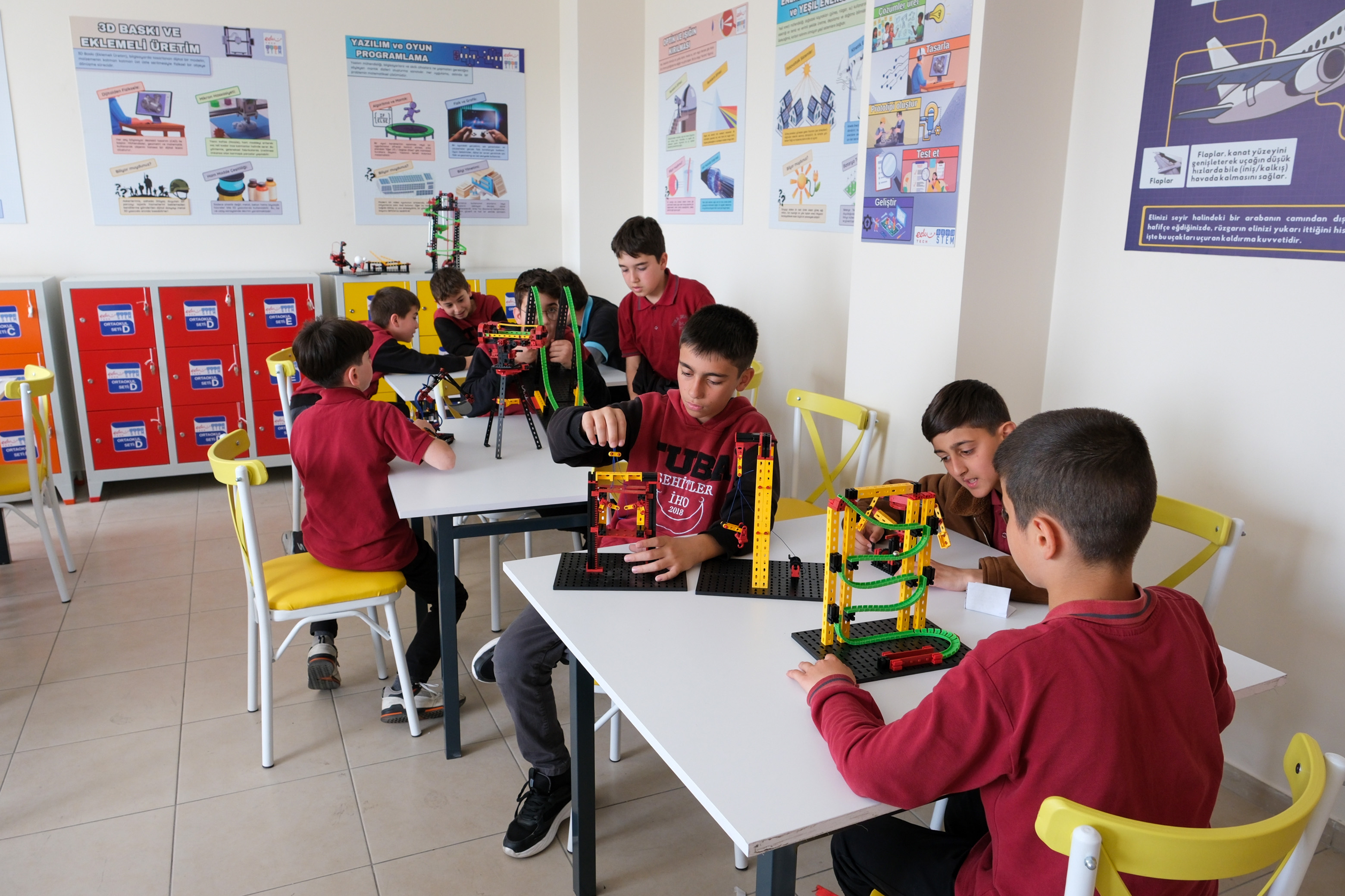 Öğrenci proje masası